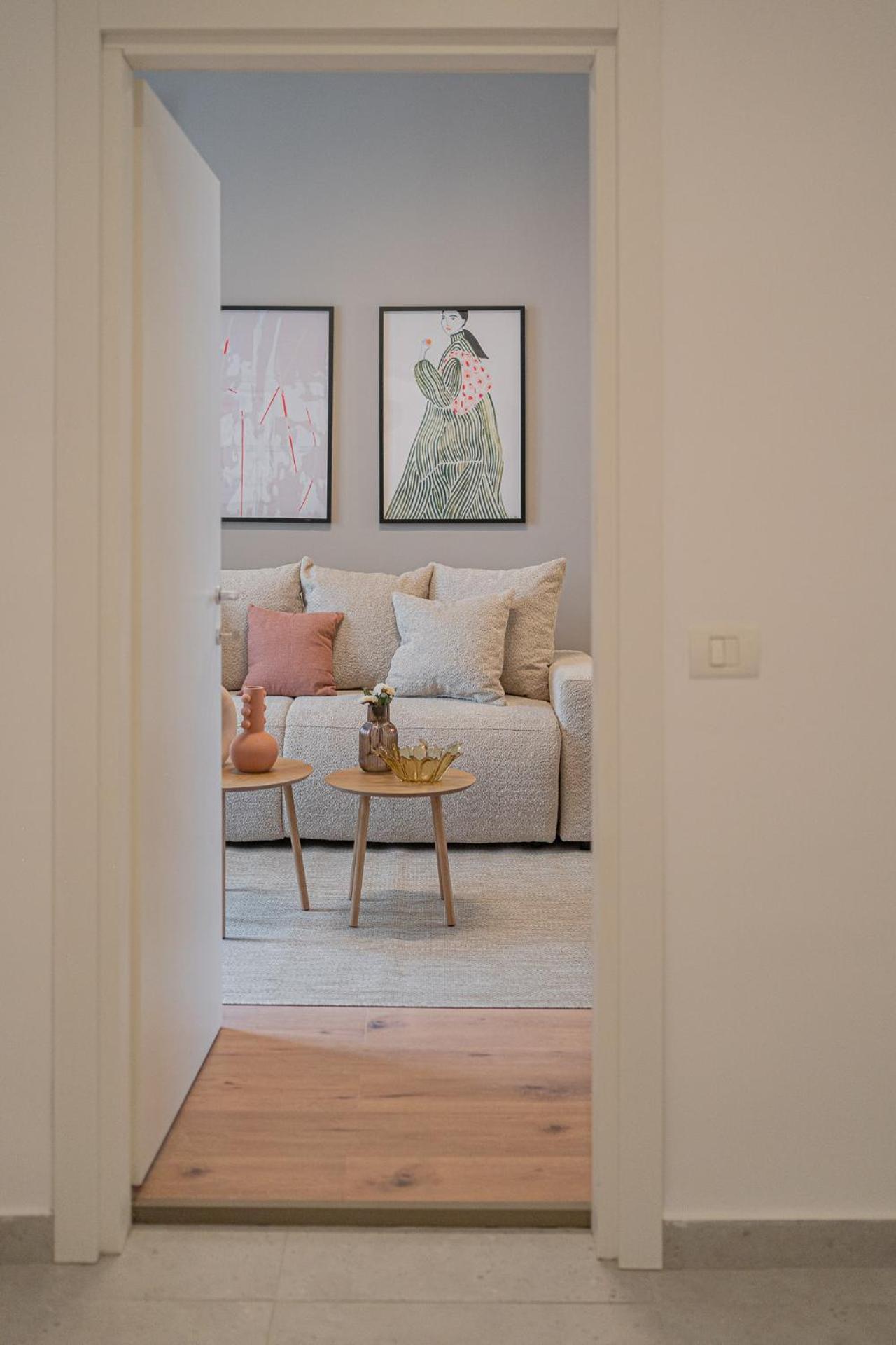 Loggia & Luxe 5Br Penthouse In Universitatii Area Bucareste Exterior foto