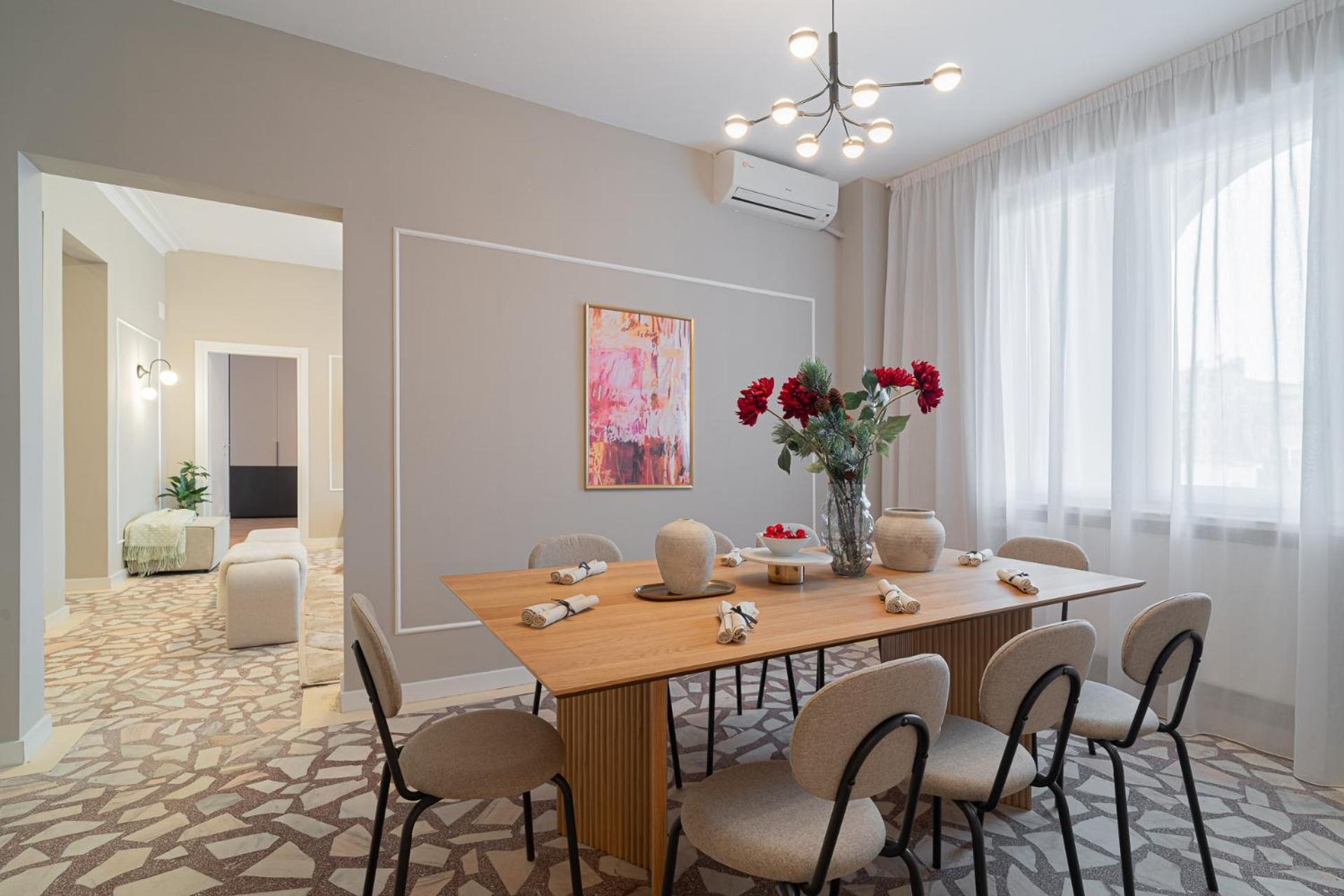 Loggia & Luxe 5Br Penthouse In Universitatii Area Bucareste Exterior foto